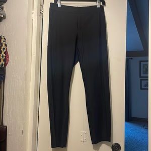 Black nylon stellar pant Athleta. Size 8